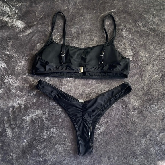SUMMER MAE Black Minimalist Bikini Set adjustable bralette & cheeky bottom M - Picture 3 of 4